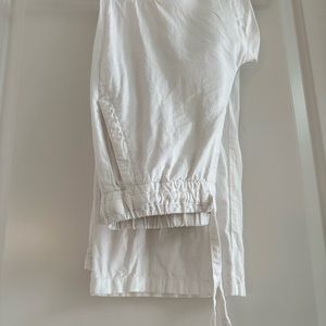White Old Navy Linen pants size S elastic waist with pockets